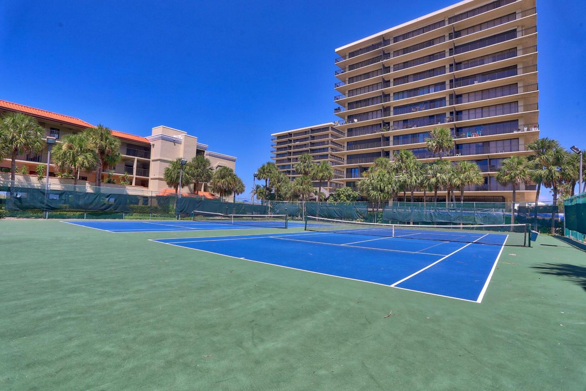 Land'S End 6-404 Beach Front Villa St. Pete Beach Exterior photo