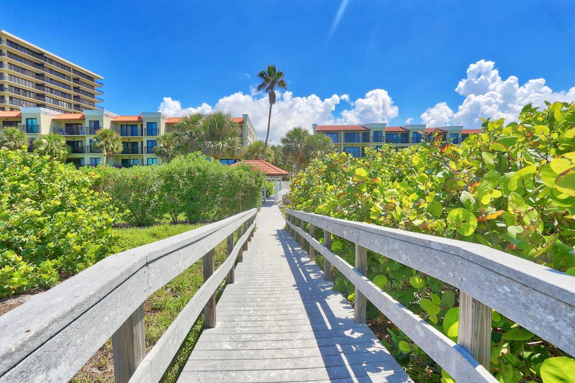 Land'S End 6-404 Beach Front Villa St. Pete Beach Exterior photo